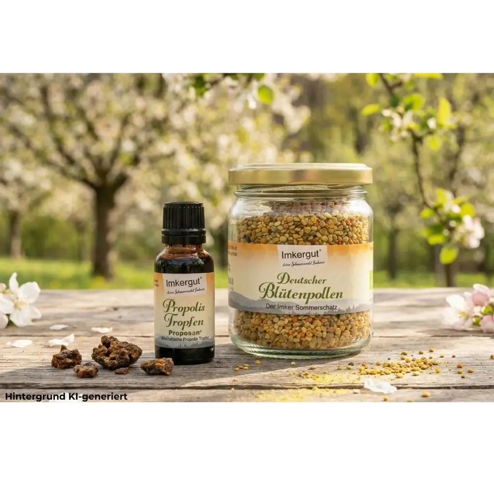 Eine Flasche Propolis-Tropfen und ein großes Glas Blütenpollen auf einem Tisch in der Natur