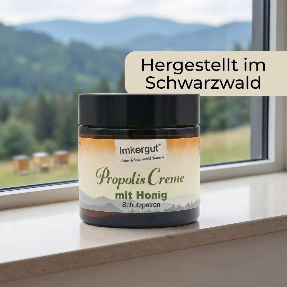 Propolis-Creme mit Honig, hergestellt im Schwarzwald